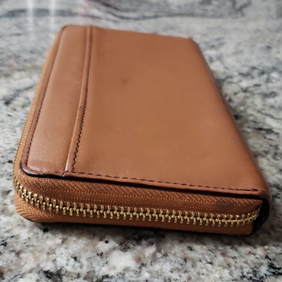 Kate Spade Continental Wallet - Picture 4 of 16